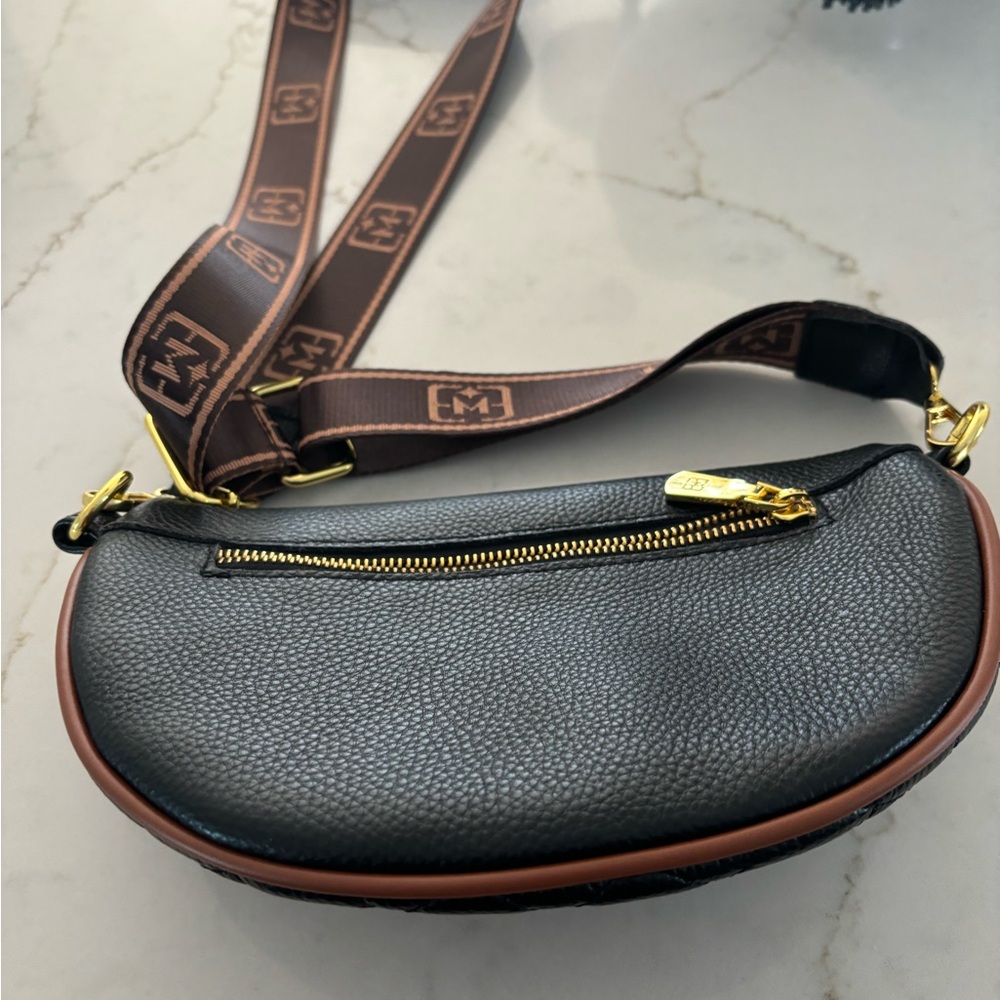 Black crossbody. Brand new. - Picture 4 of 7